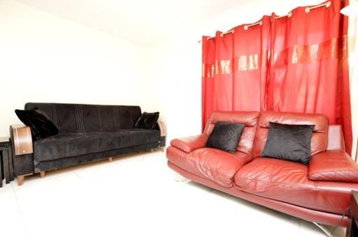 Crown House Villa Londen Buitenkant foto